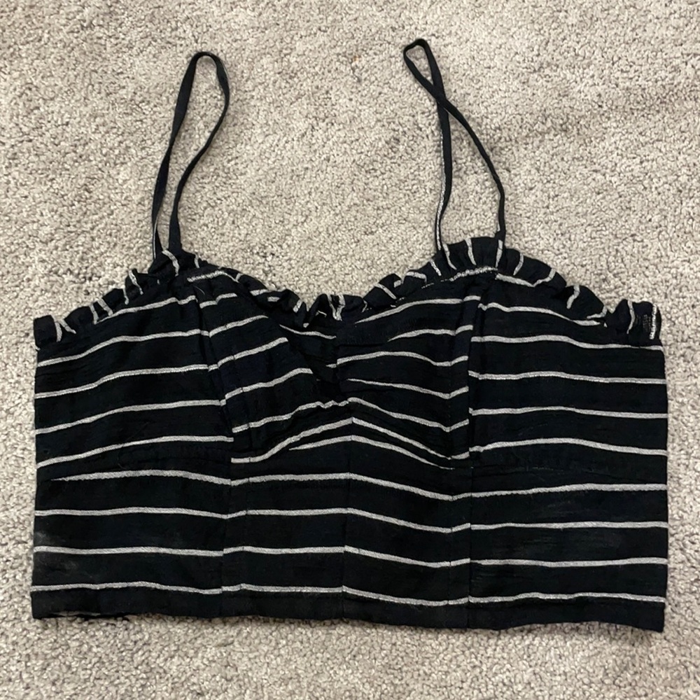American eagle crop top, size XS